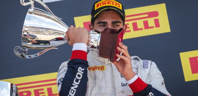 Český tým se vrátil na stupně vítězů: Correa skvěle v šampionátu F2