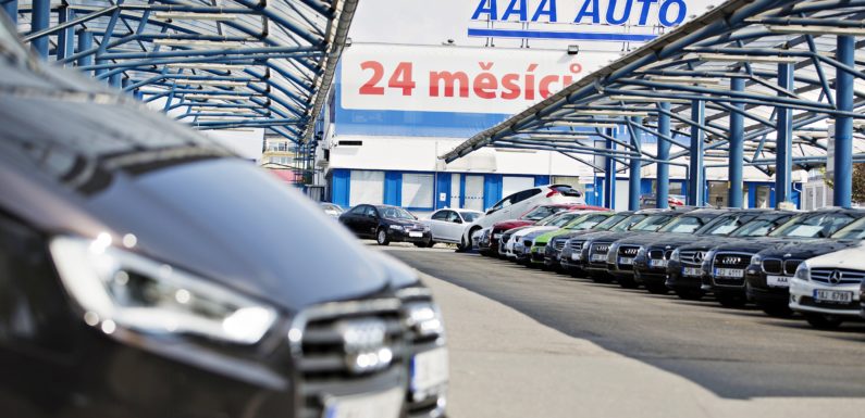 Dodávka z druhé ruky na trhu ojetin: Vybrat si lze z více než 10 tisíc pracantů